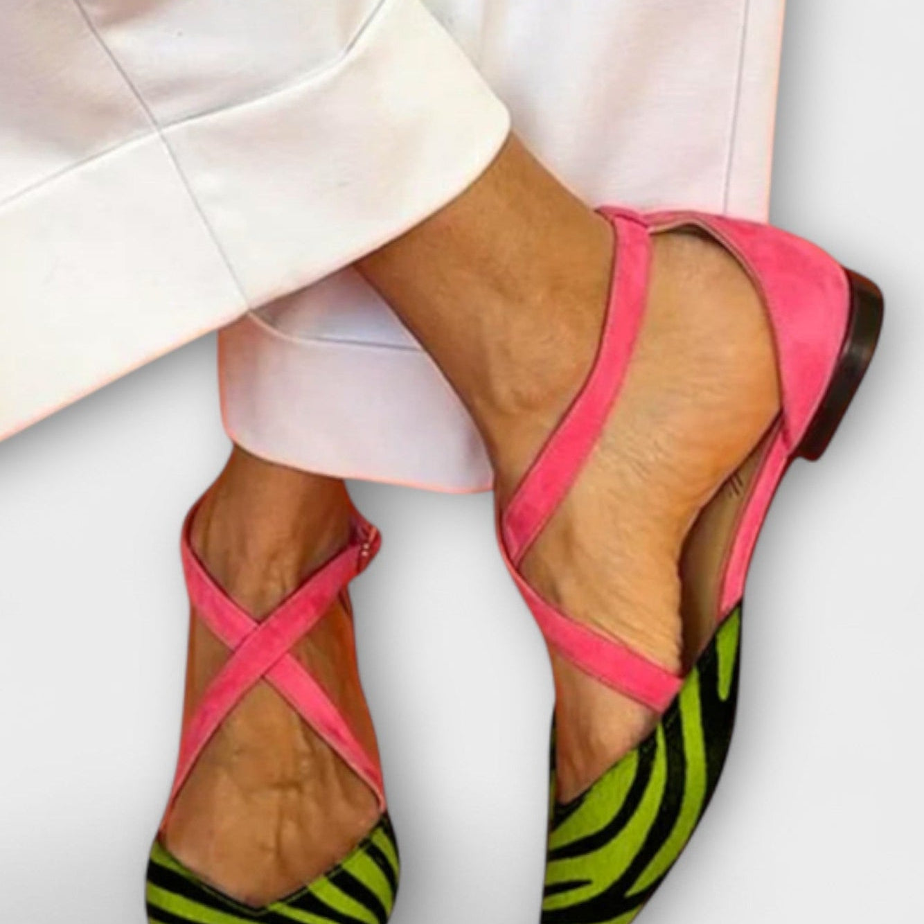 Balerina Fenna s uzorkom zebra i preklopnim trakama