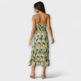 Naziv proizvoda ostaje nepromijenjen: "Thekla - Elegantna ljetna haljina".