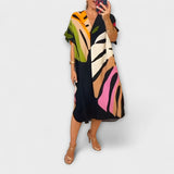 Aurora - Ležerna haljina s raznobojnim uzorkom lišća