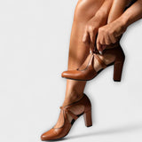 Velmira – VintageChic s T-Bar stilom